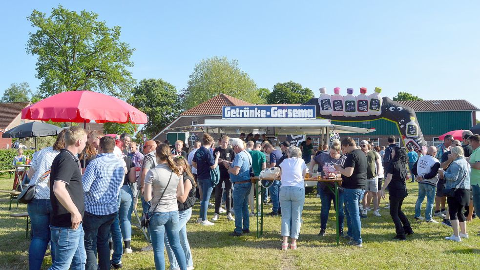 Gute Stimmung herrschte bei der Pfingstwiese. Foto: Weers