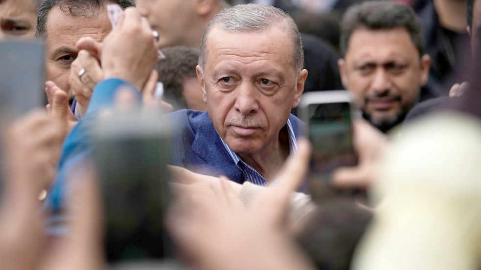Während Erdogans Anhänger ihren Präsidenten bejubeln, kämpfen tausende politische Häftlinge und ihre Familien für Gerechtigkeit. Foto: dpa/AP/Emrah Gurel