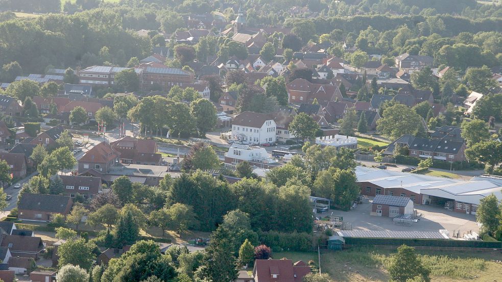 Die Gemeinde Barßel wächst: Inzwischen hat sie bei der Einwohnerzahl schon die 14.000-er Marke geknackt. Mit Erstwohnsitz waren zum Stichtag 31. Dezember 2022 allerdings lediglich 13.724 Menschen in der Gemeinde im Nordkreis Cloppenburg gemeldet. Foto: Passmann