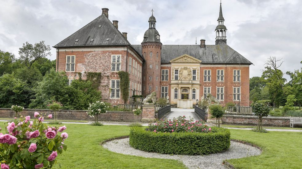 Das Schloss Gödens ist bei Ostfriesen beliebt. Foto: Ortgies/Archiv