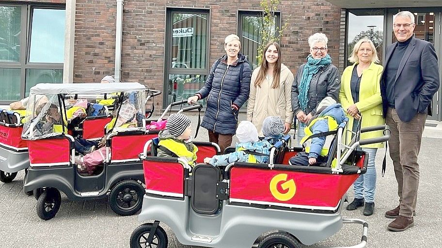 Die Fahrzeuge wurden von Unternehmen gesponsort. Foto: Privat