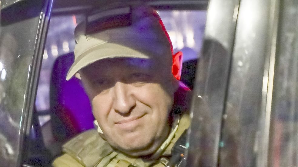 Wagner-Chef Jewgeni Prigoschin bei seiner Abreise. Foto: AP