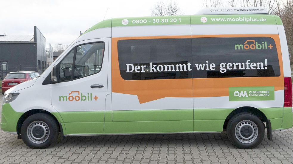 Mit dem Spruch „Der kommt wie gerufen“ wirbt der Landkreis Cloppenburg für sein Rufbussystem moobil+. Er möchte das Projekt gerne verstetigen. Doch in einigen Gemeinden wird der Rufbus nicht gut angenommen. An diesem Donnerstag ist moobil+ Thema im Kreistag. Foto: Kreisverwaltung
