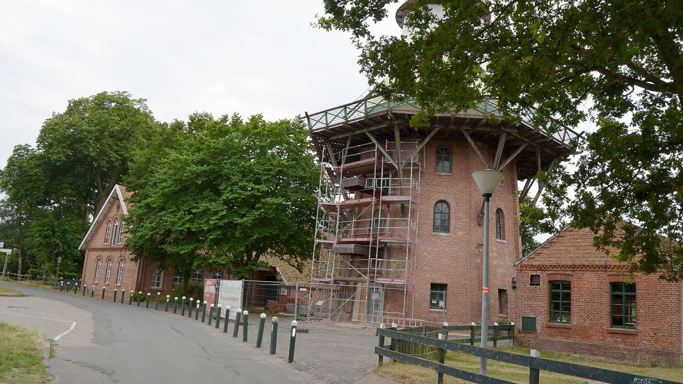Das Müllerhaus gehört zum Barßeler Mühlenensemble im Herzen des Kernorts. Die Gemeinde hat das Ensemble 2019 nach langwierigen Verhandlungen von der Eigentümerfamilie Ebkens erworben. Foto: Fertig
