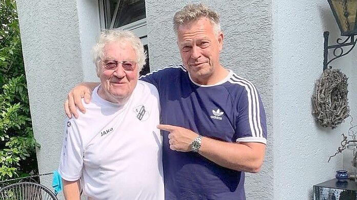 Knut Reinhardt (rechts) ist mit dem Timmeler Gründungsvater Thorsten Lange befreundet. Foto: Privat