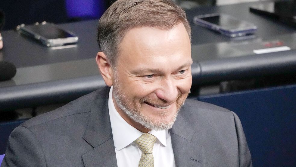 Bundesfinanzminister Christian Lindner erklärte am Mittwochabend bei Sandra Maischberger ein älteres Zitat zum Scherz. Foto: IMAGO images/Political-Moments