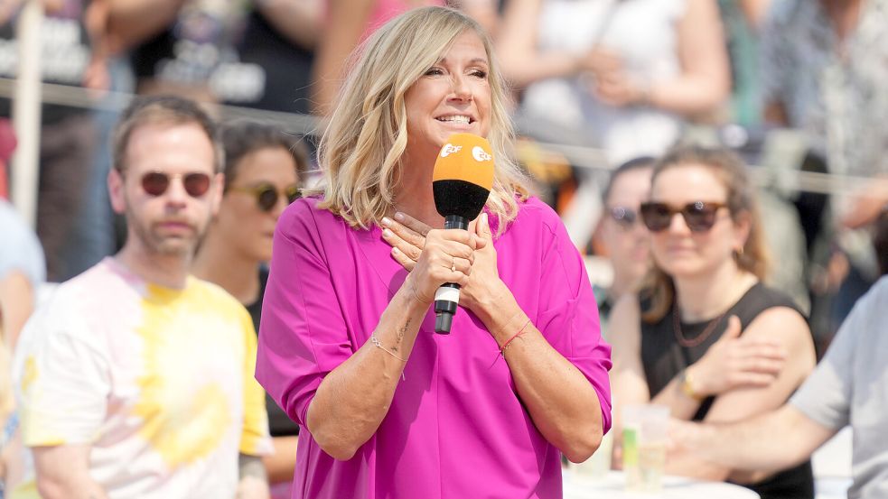 Andrea Kiewel wird auch die „Mallorca“-Ausgabe des „ZDF Fernsehgartens“ moderieren - allerdings etwas später als gewohnt. Foto: imago images/BOBO