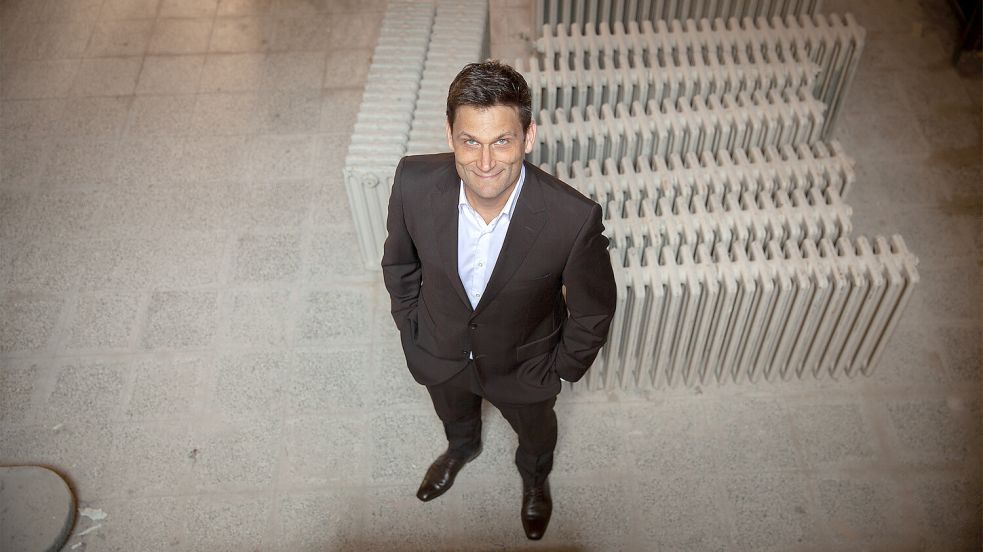 Wer „Extra3“ mag, liebt wahrscheinlich auch ihn: Christian Ehring, der Moderator mit der spitzen Zunge. Foto: Horst Klein