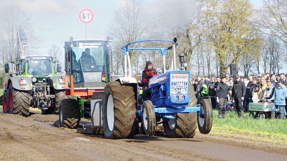 Action gibt es beim Tractor Pulling. Foto: Archiv