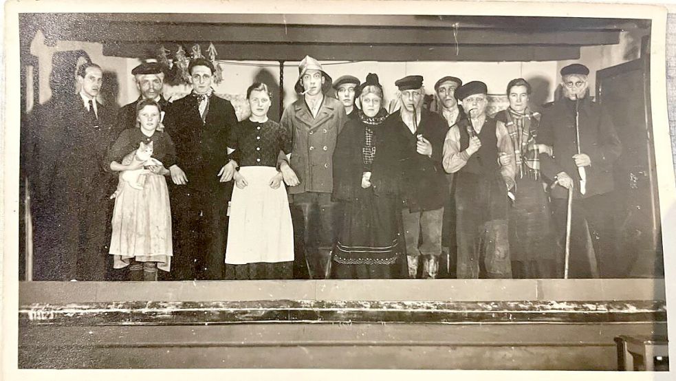 „De Diekrichter“ hieß das erste Stück, dass die Heimatbühne 1948/49 zur Aufführung brachte. Foto: Museum