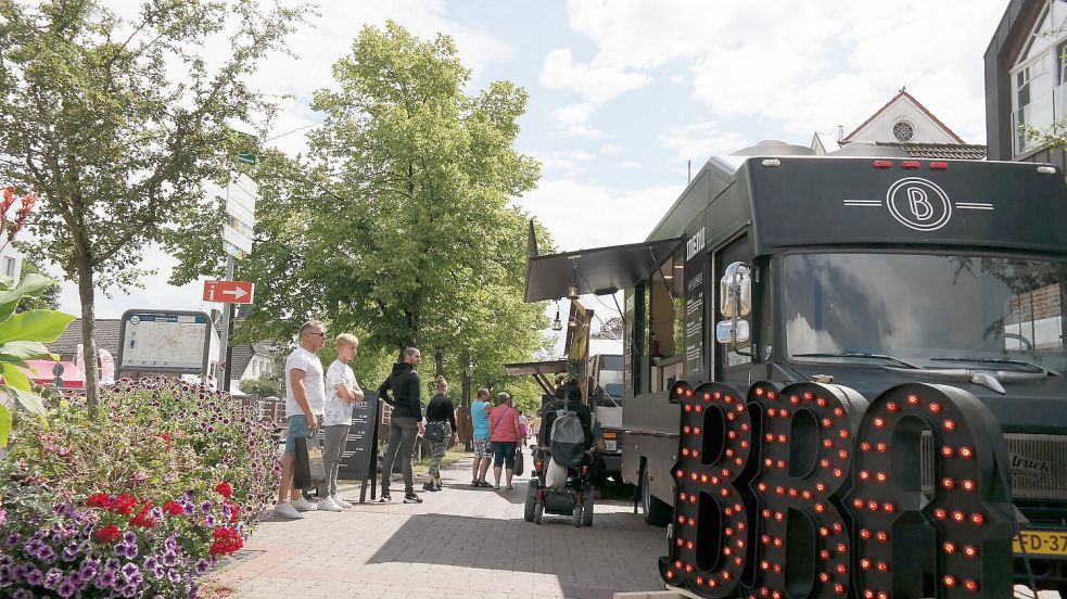 Mit einer großen Auswahl an exotischen Spezialitäten und regionalen Leckerbissen lockt auf in diesem Jahr wieder das Streetfood Festival der Eventreihe Papenburger Meile. Judith Bootsmann