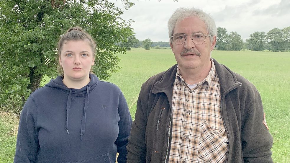 Imke Weever wurde von Jägern bedroht. Ihr Nachbar Kurt Oetje-Weber war bei dem Streit dabei. Er kritisiert schon länger Jagdpächter in dem Revier in Bibelte. Foto: Kruse