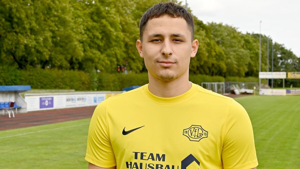 Danila Ichim spielte 2021 sechsmal in der Uefa Youth League, der Champions League der U19. Nun ist er für Germania am Ball. Foto: Lohmann