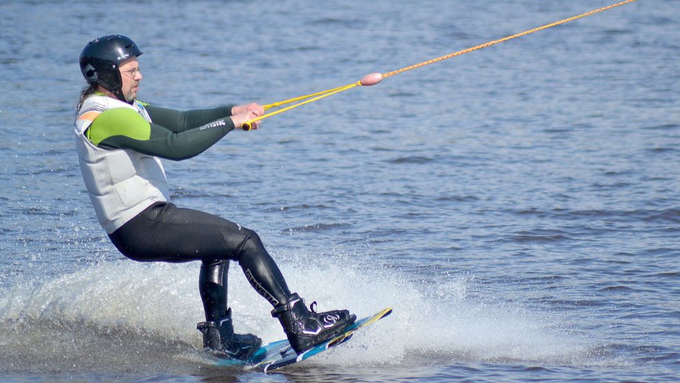 Auf dem Idasee kann Wakeboard gefahren werden. Foto: Archiv