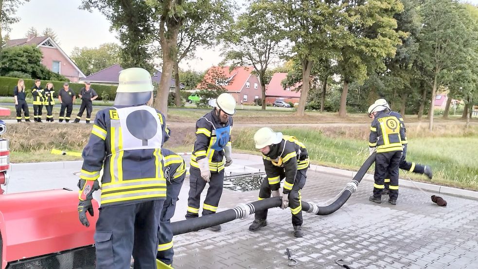 Im vergangenen Jahr hatte die Freiwillige Feuerwehr Holterfehn auch einen Schnelligkeitswettbewerb organisiert. Foto: Freiwillige Feuerwehr Holterfehn