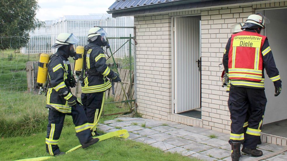 Die Einsatzkräfte suchten nach Glutnestern. Foto. Feuerwehr