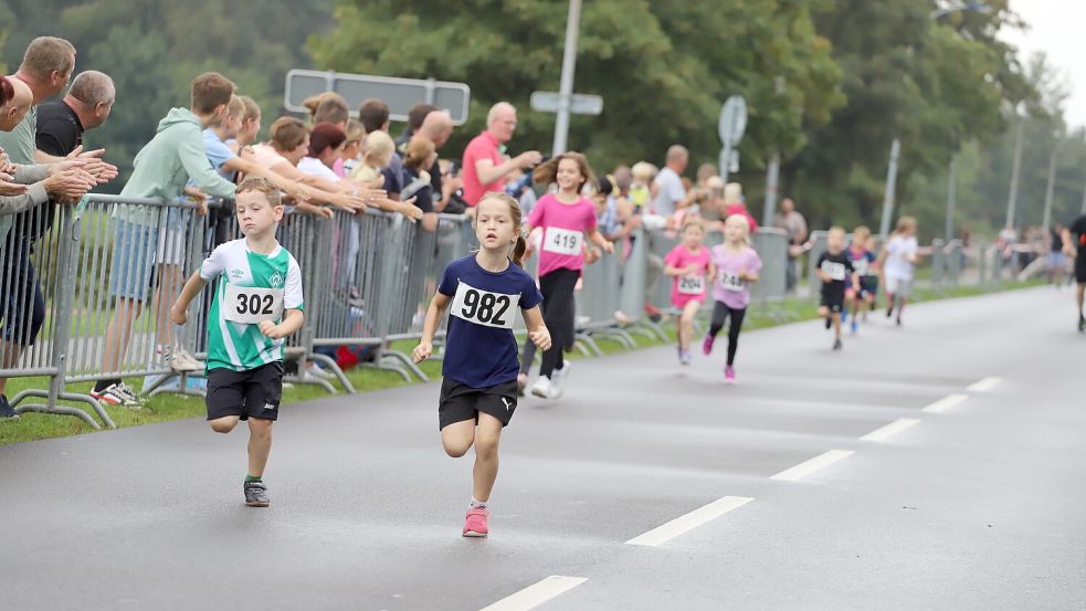 Bei den Bambini- und Schülerläufen waren insgesamt rund 400 Kinder an den Start gegangen. Auch die jüngsten Teilnehmer gaben ihr Bestes. Foto: Passmann