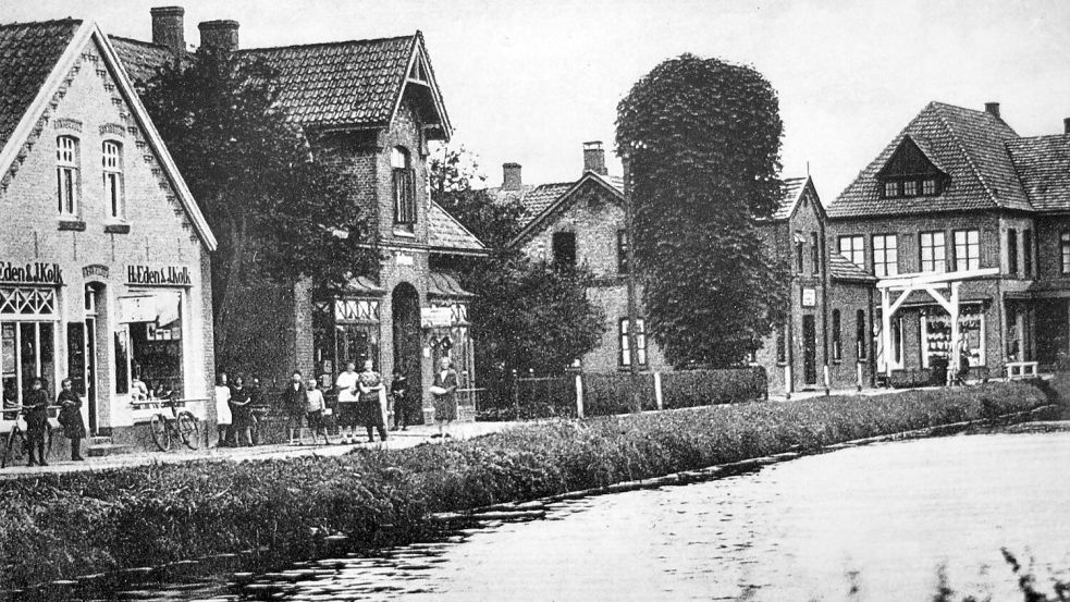 Das Untenende vermutlich in den 1920er Jahren. Auf der linken Seite sind sowohl das Geschäft Eden & Kolk (vorne) als auch Photo Fischer (hinten) zu sehen.