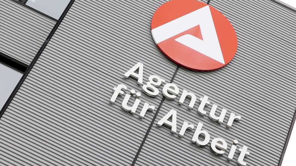 Bei den Jobcentern sollen rund 700 Millionen Euro gekürzt werden. Über den Eta von Bundesarbeitsminister Hubertus Heil (SPD) wird an diesem Freitag im Bundestag beraten. Foto: www.imago-images.de