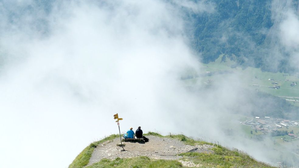 Dem Himmel ganz nah: Beim Aufstieg kommt das Glücksgefühl. Foto: picture alliance / dpa Themendienst