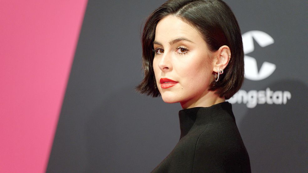 Lena Meyer-Landrut erzählt in einem Podcast von ihrer Spielsucht. Foto: dpa/Henning Kaiser