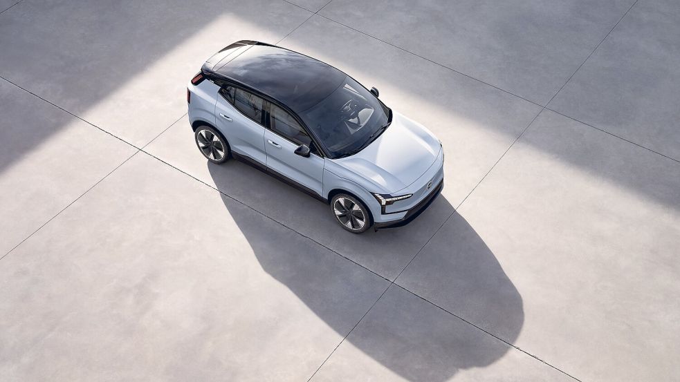 Stylish ist vor allem die geschlossene Front mit futuristischen Leuchten, in denen insgesamt 18 LED-Module den Thor-Hammer in seiner modernsten Form interpretieren. Foto: Volvo/dpa-tmn