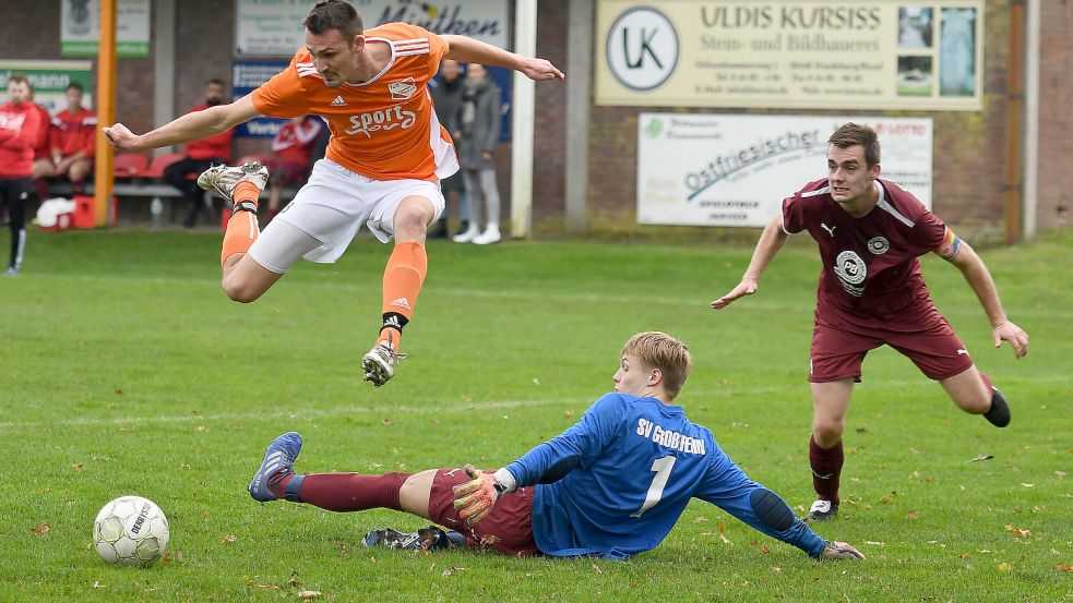 Pascal Menken schoss den TuS Leerhafe/Hovel mit 39 Treffern in die Ostfrieslandliga. Auch dort knipst der 26-Jährige fleißig. Archivfoto: Doden/Blomberg