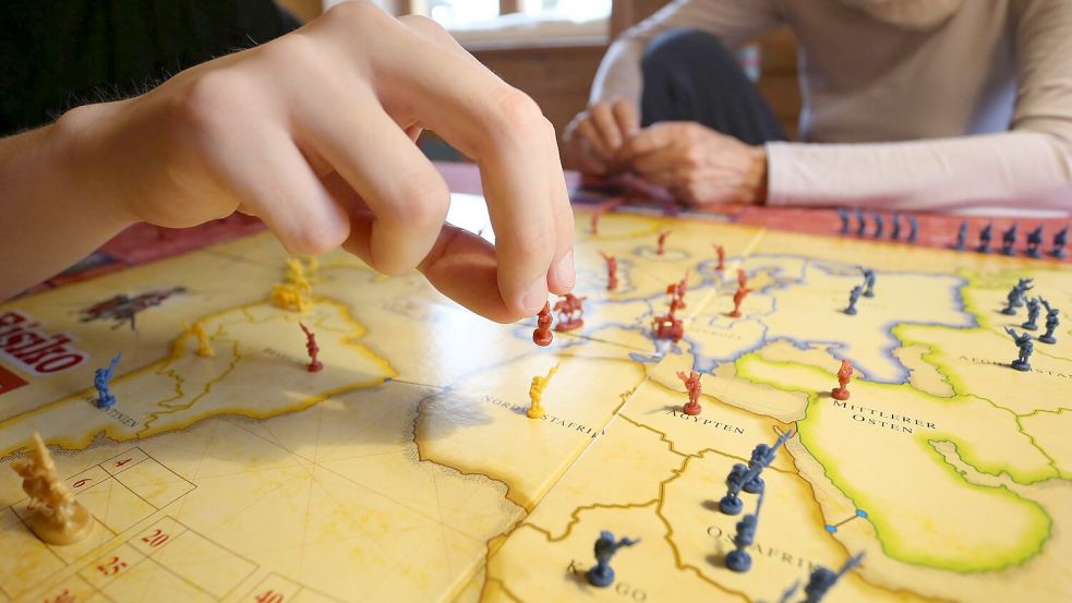 Area-Control-Brettspiele sind Spiele bei denen die Spielenden versuchen, bestimmte Regionen einzunehmen. Foto: Karl-Josef Hildenbrand/dpa/dpa-tmn