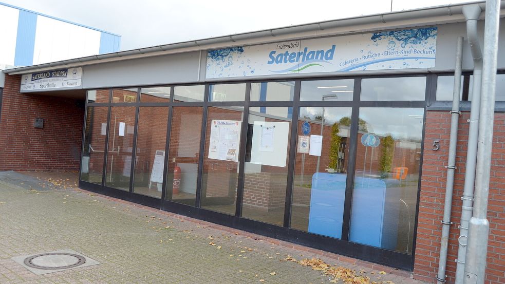 Das Freizeitbad Saterland in Ramsloh ist schon wieder geschlossen. Wann das Bad wieder geöffnet wird, ist noch völlig offen. Archivfoto: Fertig