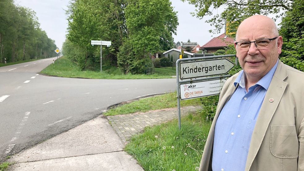 Seit Jahren fordert Kai-Uwe Zeusel, Ortsbürgermeister von Klostermoor, dass in Höhe der Siedlung an der Birkhahnstraße auf der Kreisstraße 33 (3. Südwieke) keine 100 mehr gefahren werden dürfen. Archivfoto: Ammermann