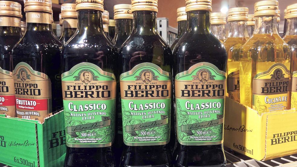 Olivenöl von Filippo Berio: Der bekannte Produzent warnt vor Lieferengpässen wegen Missernten in Südeuropa. Foto: imago images/Manfred Segerer