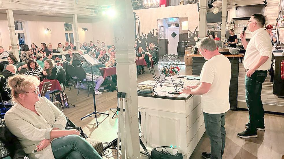 Rund 100 Menschen nahmen am Bingo-Abend teil. Foto: Privat