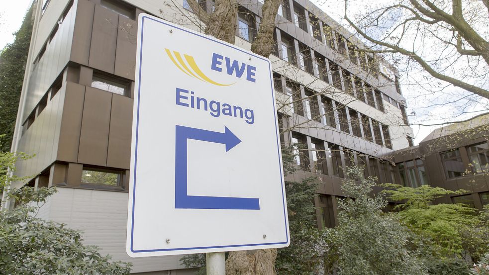 Wer zur EWE will, muss um die Ecke denken können. Foto: picture alliance/ Jörg Sarbach/dpa