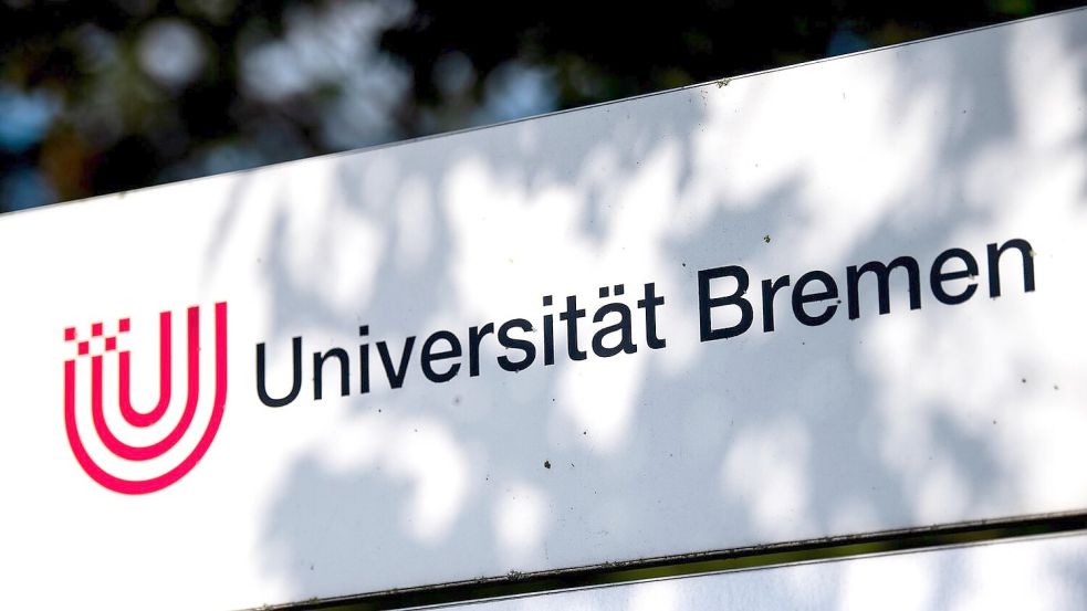 Die Studienstarthilfe des Landes Bremen, zuvor Stipendium der Freien Hansestadt Bremen für Studienanfänger mit Sozialleistungsbezug genannt, wird seit 2021 vergeben. Foto: Sina Schuldt/dpa