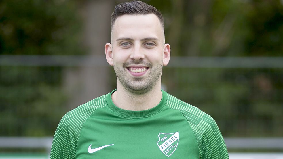 Manuel Suda leistete sich bei einem Gegentreffer einen Fehlpass und markierte selber den Treffer zum 2:2. Archivfoto: Doden/Emden