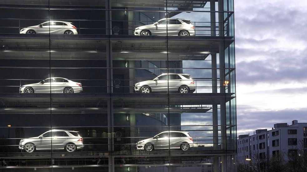 In der Regel ist ein Autokredit etwas günstiger als ein herkömmlicher Ratenkredit. Allerdings bieten nicht alle Banken einen speziellen Autokredit an. Foto: dpa/Tobias Hase