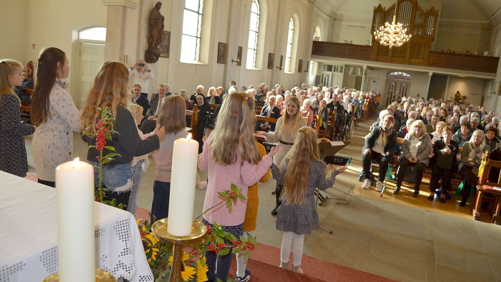 Sechs Chöre wirkten an dem Konzert mit. Foto: Fertig