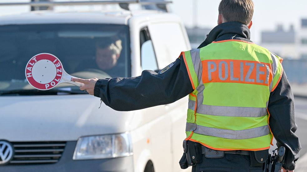 Bei der Bekämpfung der Schleuserkriminalität fehlt der Polizei häufig das Personal. Foto: dpa/Patrick Pleul