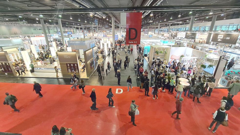 Büchermarkt oder Debattenforum? Die Frankfurter Buchmesse avanciert zur Diskurszone für politische Konflikte. Foto: www.imago-images.de