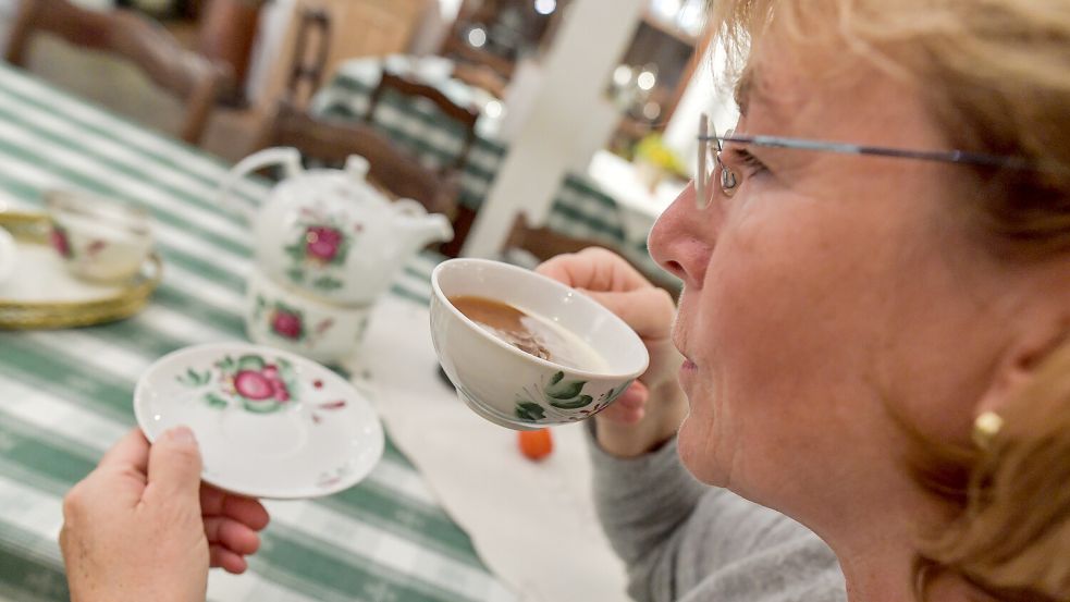 Für viele Ostfriesen gehört der Tee zum Alltag. Foto: Ortgies/Archiv