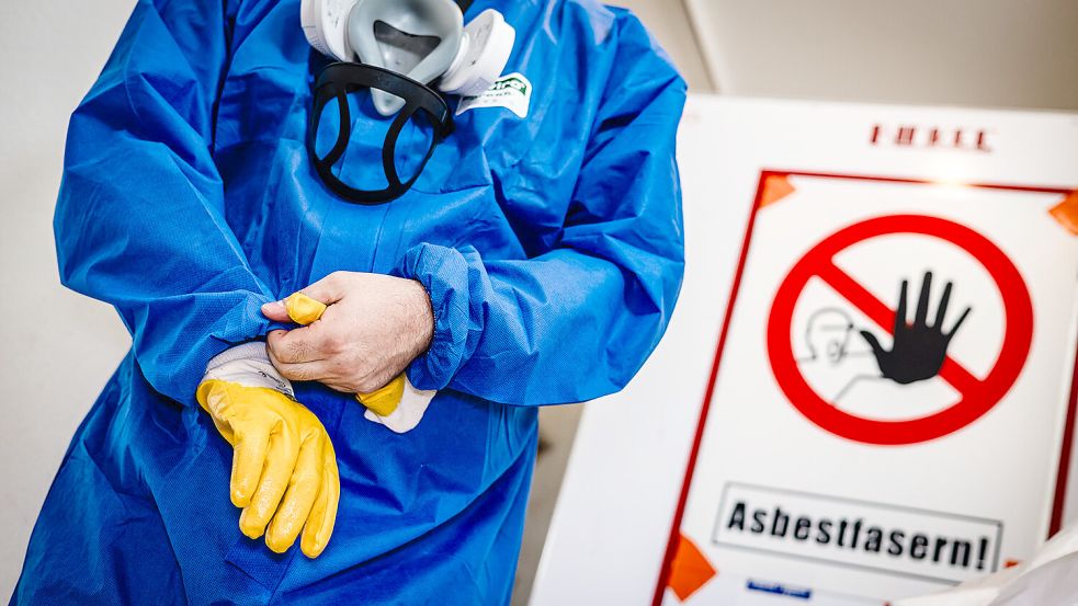 Die IG Bau warnt vor „Asbest-Fallen“ bei Häuser-Sanierungen in Leer und Emden. Foto: IG Bau