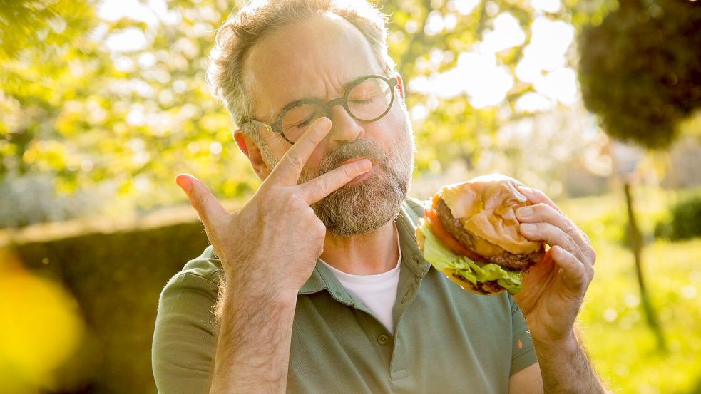 Mit den richtigen Zutaten wird jeder Burger zum Genuss. Foto: Christin Klose/dpa-tmn