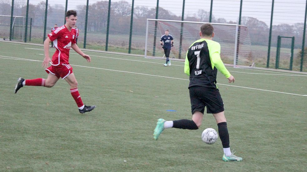 Sebastian Bloem und seine Firreler Kollegen hatten kaum Halt auf dem Stenumer Platz. Foto: I. Schouwer