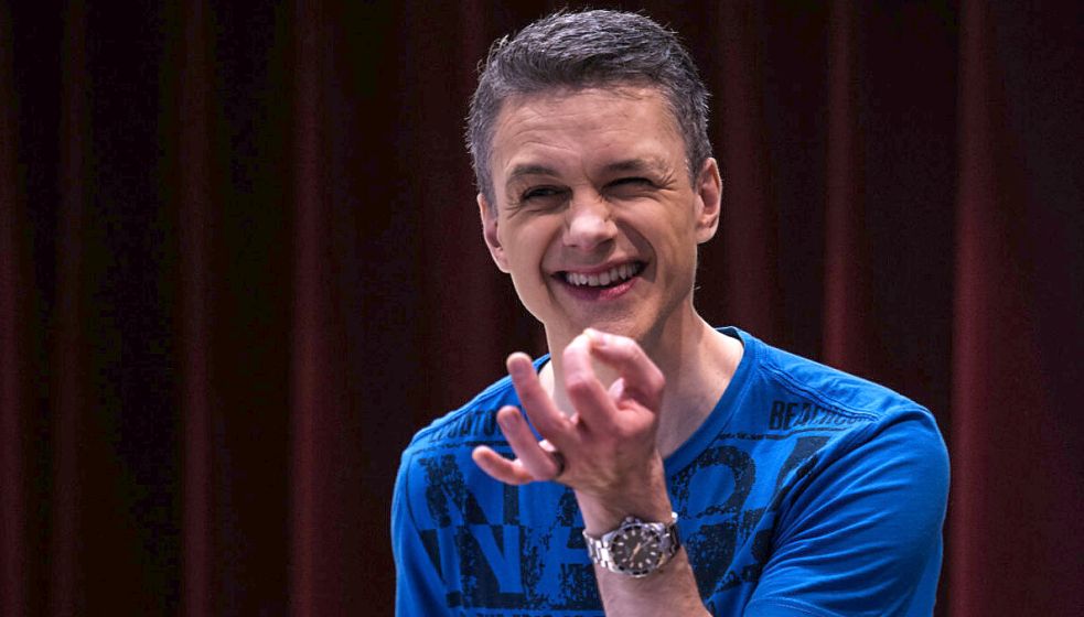 Im Februar 2024 gestaltet Musiker Wolfgang Zerbin in Friesoythe wieder einen Gospel-Pop-Workshop. Das Wochenendseminar läuft in der Heinrich-von-Oytha-Schule in Altenoythe. Die Lieder werden anschließend in der Sonntagsmesse präsentiert. Foto: privat