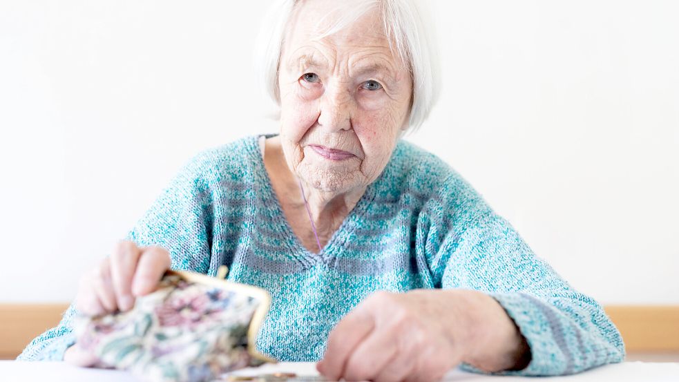 Müssen Rentner angesichts der Haushaltslage des Bundes bald mit weniger Rente auskommen? Foto: Imago Images/YAY Images/Matej Kastelic