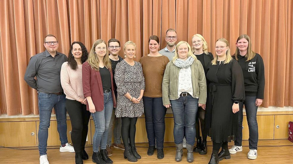 Der Vorstand des Musikvereins Strücklingen (von links): Andre Murra, Stefanie Zimmermann, Verena Störmer, Markus Schulte, Sabrina Niehaus, Kathrin Murra, Uwe Zimmermann, Verena von Höfen, Madita Harms, Wemke Reents und Birte Bartjen. Foto: Bettina Grever (Musikverein)