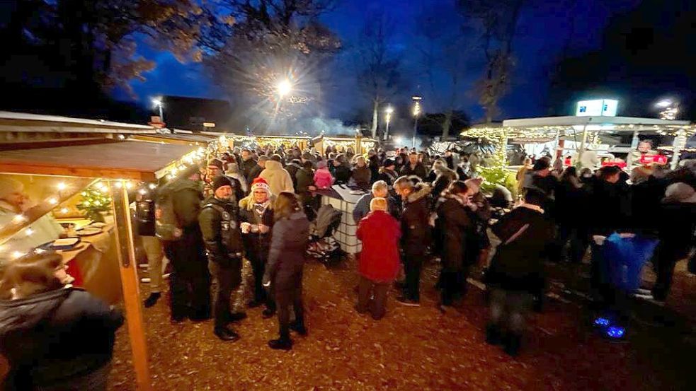 Gut besucht war der Weihnachtsmarkt 2022. Jetzt laufen die Vorbereitungen für die Veranstaltung am 9. Dezember 2023. Foto: KLJB Strücklingen