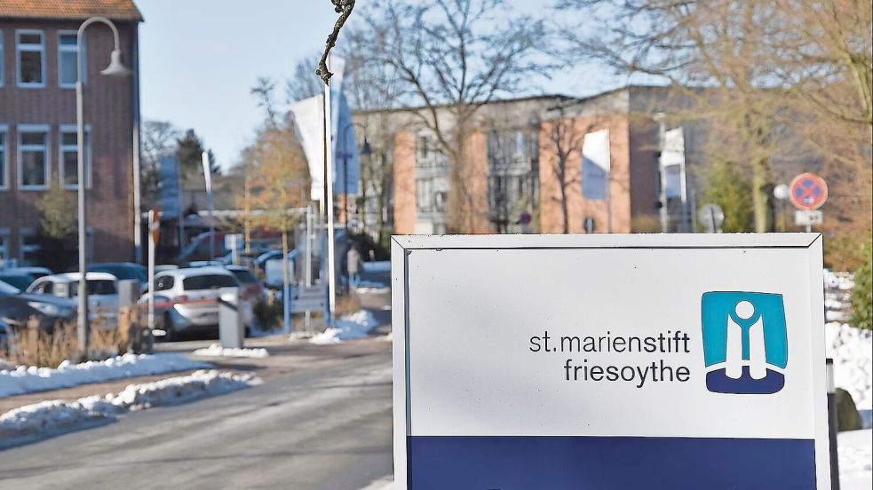 Dank der zugesagten Ausfallbürgschaft kann das Friesoyther Krankenhaus wieder optimistisch nach vorne schauen. Foto: Wimberg