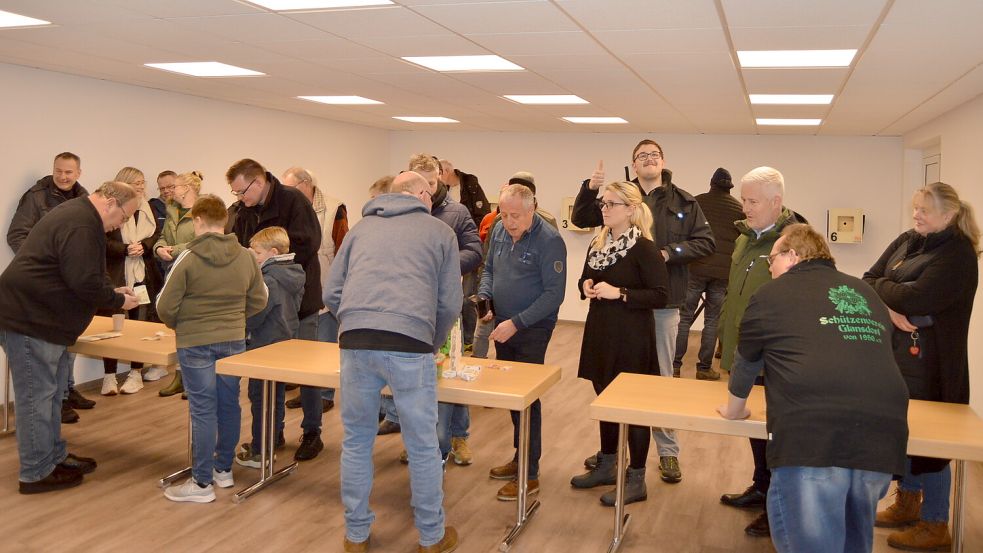 Viel los war beim Schützenhaus in Glansdorf.