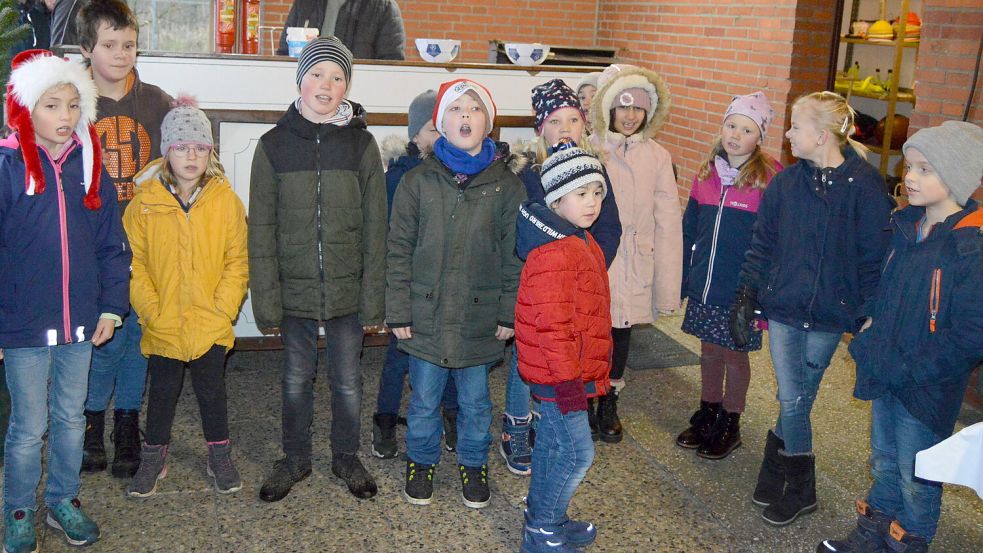 Die Kinder ernteten viel Applaus für ihren Auftritt. Fotos: Weers